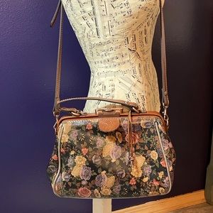 Patricia Nash crossbody with matching wallet